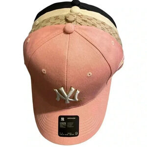 Women baseball caps NEW (4 pack)